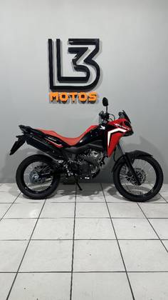 HONDA XRE 300 SAHARA RALLY HONDA XRE 300 SAHARA RALLY